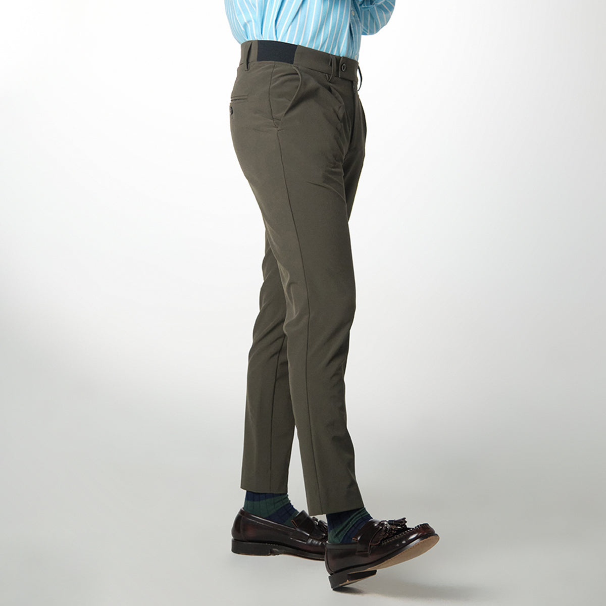 era-won long pants, elastic waist, model GOLF FABRIC PANTS (065V9), color Olive 