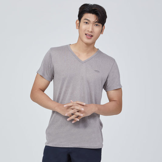 ARROW INNER T-SHIRT 1 V-neck T-shirt, available in 4 colors