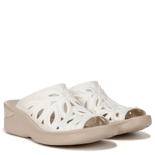 BZEES by NATURALIZER 'Suzie' Sandals (NIS34)