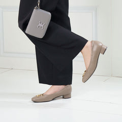 ELLE SHOES Lambskin shoes, square heel, LAMB SKIN COMFY COLLECTION, Block heel model, light brown, ELB003 