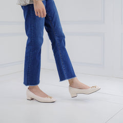 ELLE SHOES Lambskin shoes, square heel, LAMB SKIN COMFY COLLECTION, Block heel model, off-white color, ELB003 