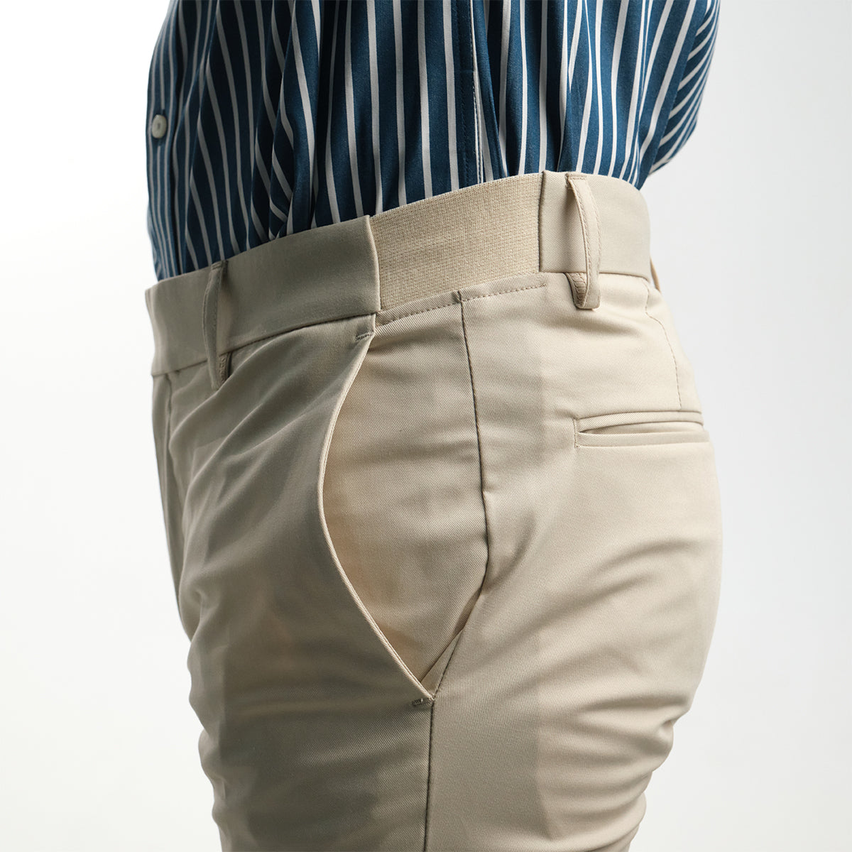 era-won Workday University - R Beige long slacks, Super Skinny style, with elastic 