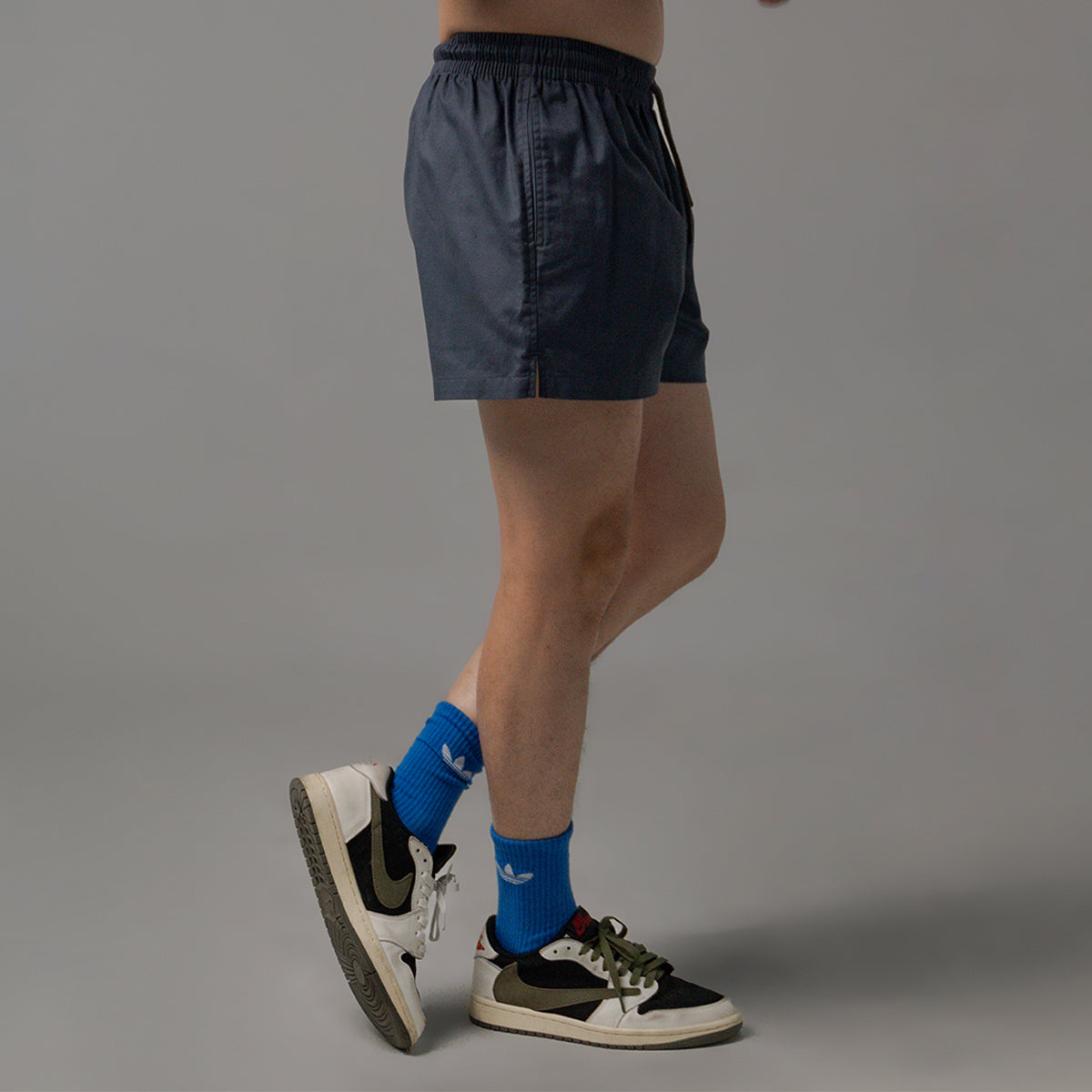era-won กางเกงขาสั้น รุ่น Shorts Trunk (Unisex) สี Smoke Grey